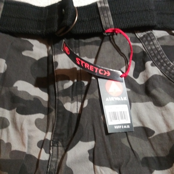 Sold Out**irwalk Gray and Black Camouflage Belted Cargo Shorts - Picture 5 of 8